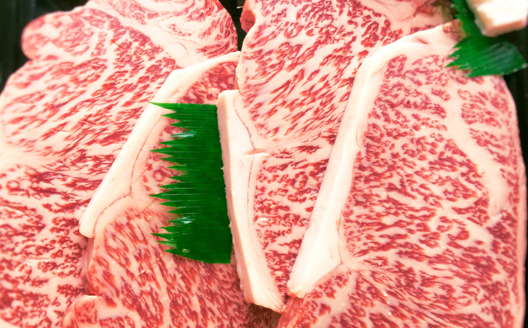 愛媛県産 黒毛和牛 雌牛 いしづち牛サーロイン すき焼き用 900g（642）