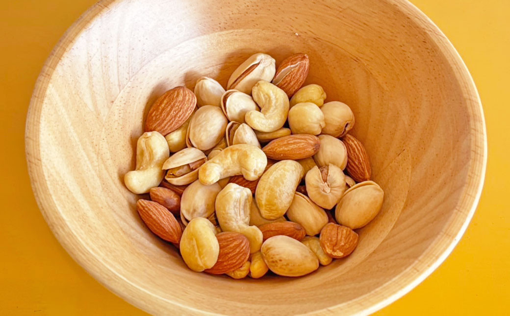 体作りのことを考えた ミックスナッツ ～ 間食美人 ナッツ ～ 65g×6袋 計390g【自家焙煎】