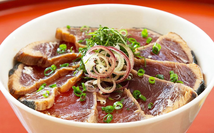 漬け丼 づけ丼 海鮮 わら焼き鰹 かんぱち ぶり 鯛 サバ 食べ比べ