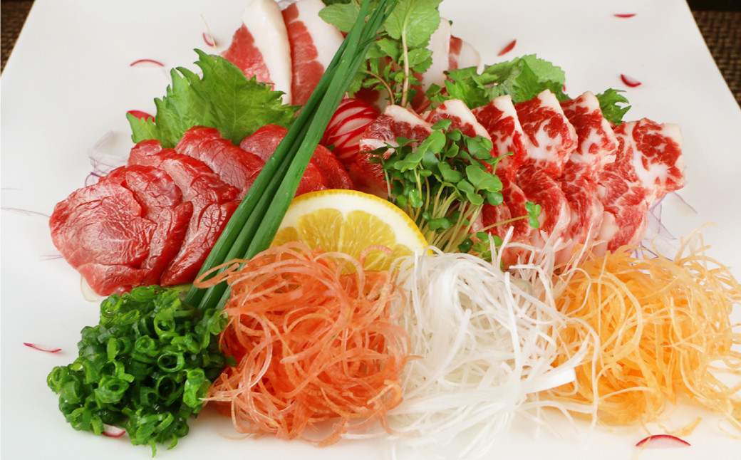 3種の 馬刺し 約 300g【赤身・フタエゴ・サガリ】