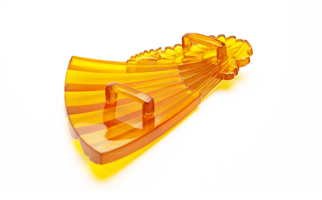 【限定1】 本鼈甲 白甲 帯留め 半扇 べっ甲 ／ 鼈甲 べっこう べっ甲 帯飾り 着物 アクセサリー 長崎県 長崎市