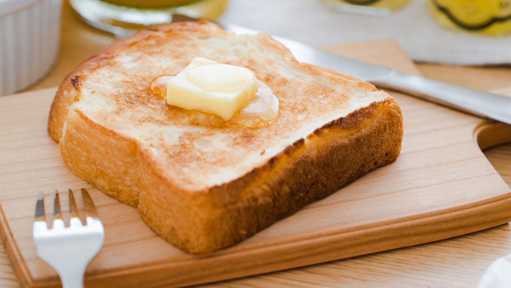 バターと一緒にパンにのせて　※写真はイメージです