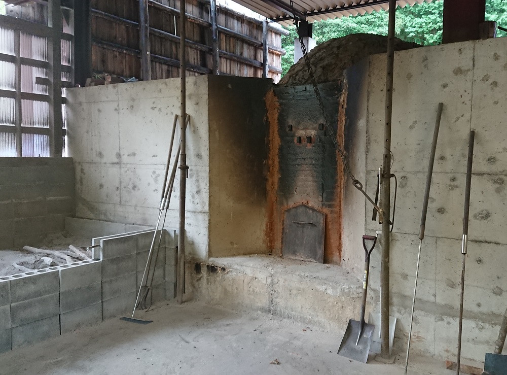 炭健さんの炭窯