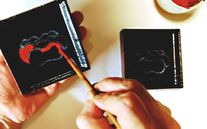 食器 角皿 工芸品 漆器 島根 松江 伝統工芸 工芸 ツバキ 椿 黒漆 漆塗り