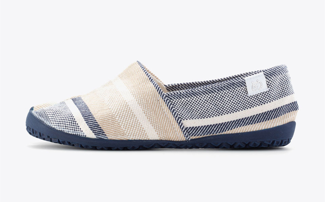 足袋型シューズ『たびりら』カラー：海【24.0cm】