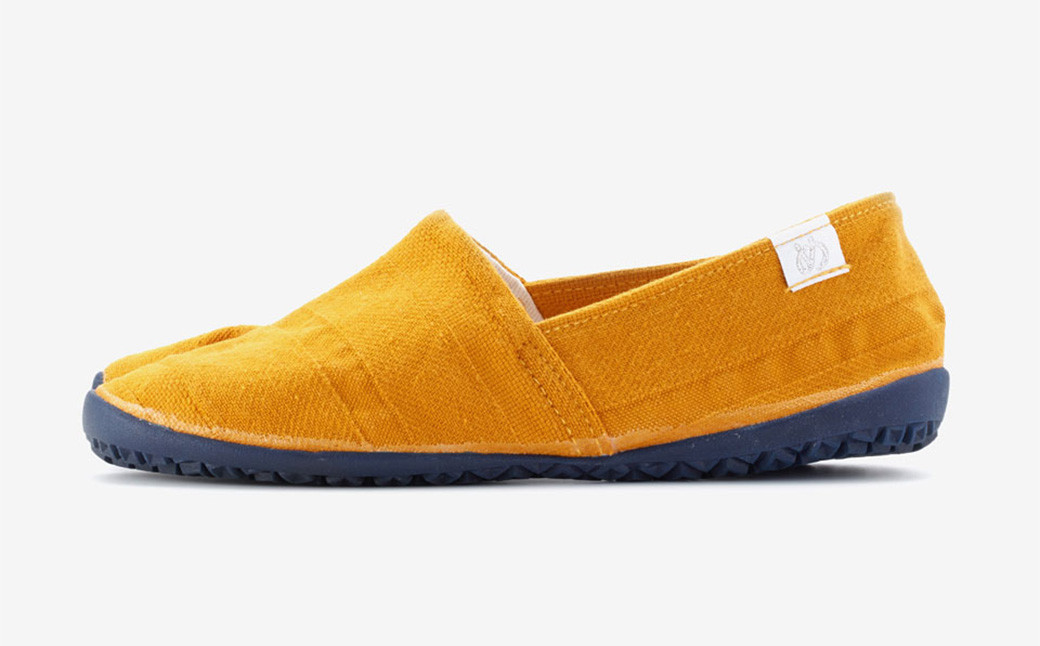 足袋型シューズ『たびりら』カラー：月【24.5cm】