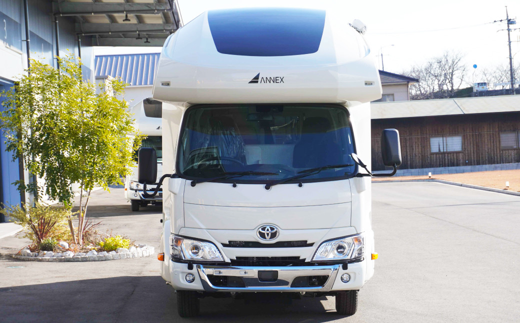 キャンピングカー リバティ 52DBi Max Power9600/4WD