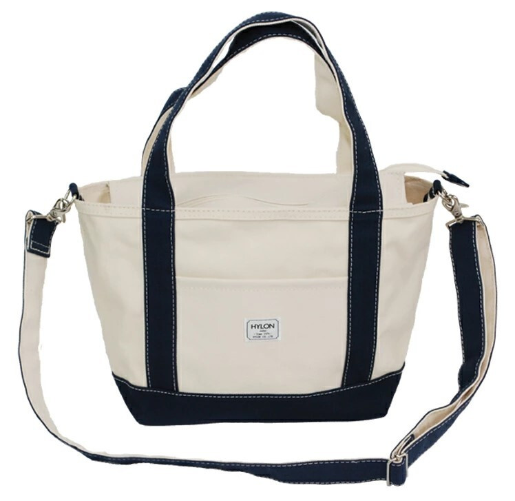 生成り×ネイビー