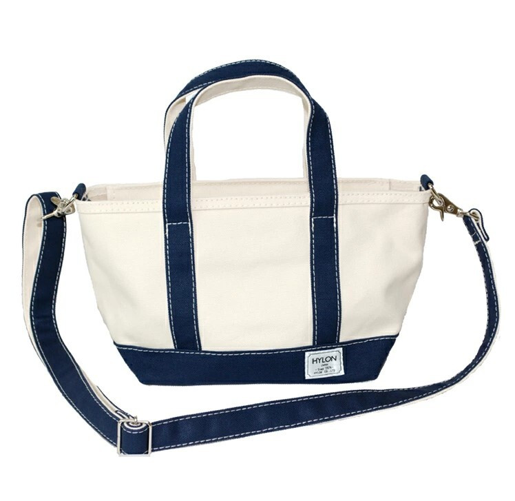 生成り×ネイビー