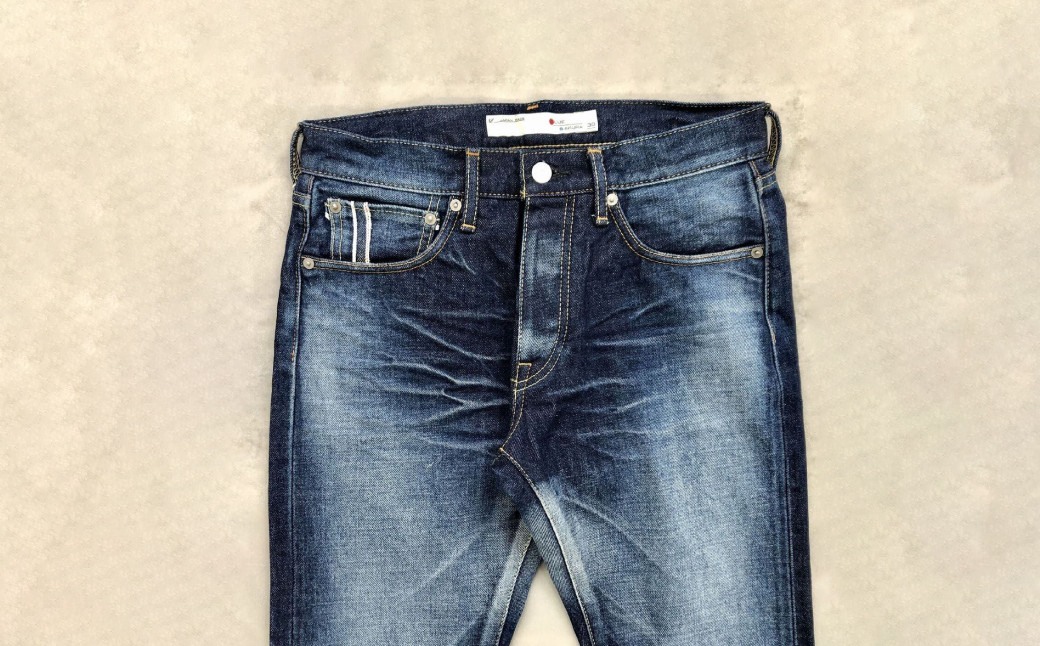 【岡山デニム】立体加工3Dジーンズ［スリムテーパード］／28インチ