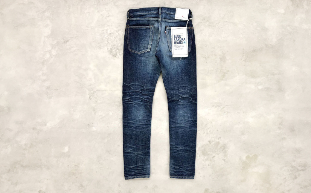 【岡山デニム】立体加工3Dジーンズ［スリムテーパード］／30インチ