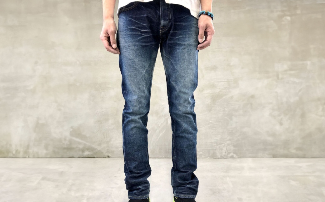 【岡山デニム】立体加工3Dジーンズ［スリムテーパード］／34インチ