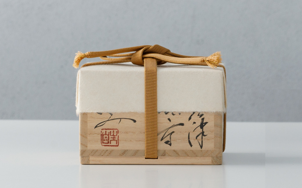 共箱に入れての発送となります。※こちらの画像はイメージです。