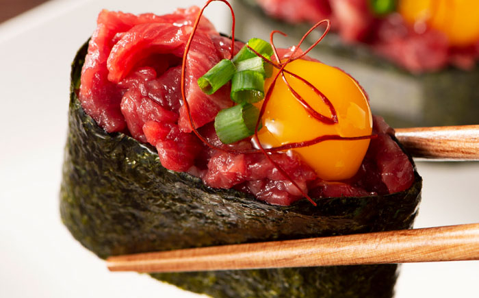 熊本 菊陽 にく うま ばさし ゆっけ 特製 たれ  祝い つまみ サシ 酒 飲み 祝い ご褒美