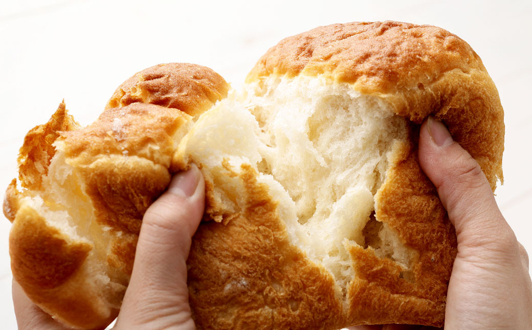 【指定日必須】【月曜指定不可】【6月から9月配送不可】もちもち米粉食パン  1本（2斤）