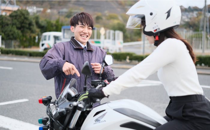 広い練習コースで快適 運転免許 免許  チケット クーポン 利用券 自動車学校