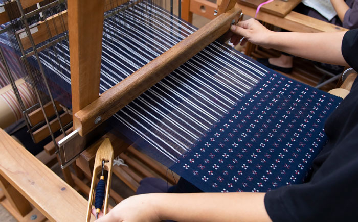 知花花織 コースター おしゃれ 雑貨 小物 インテリア 工芸品 おうち時間 コーヒー コースター かわいい 可愛い 日本製