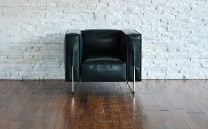 時代を超える耐久性とフォルム ソファ レザー 革 家具 いす 椅子