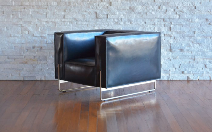 時代を超える耐久性とフォルム ソファ レザー 革 家具 いす 椅子