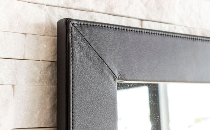 革フレームがあなたの暮らしを彩る 鏡 姿見 レザー 革 家具 