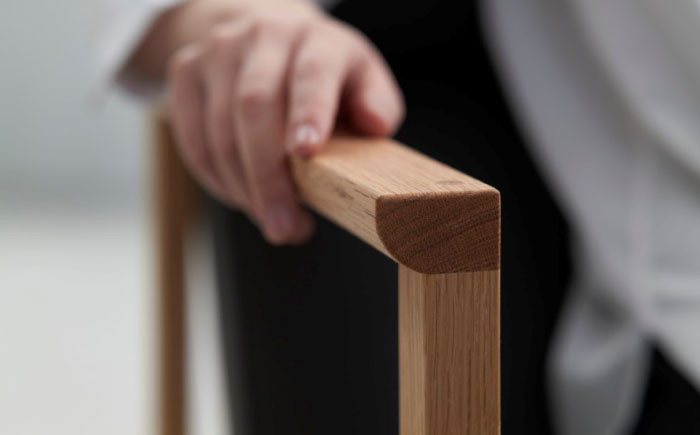 置きやすい、動かしやすい 椅子 イス チェア ファニチャー 家具 人気