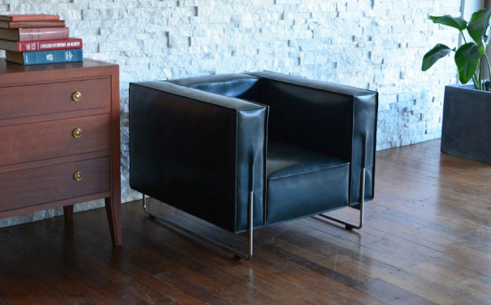 時代を超える耐久性とフォルム ソファ レザー 革 家具 いす 椅子