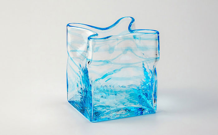 黒壁ガラス工房 オリジナルスクエア花器花 花瓶 フラワーベース ガラス 硝子 花器 花入れ