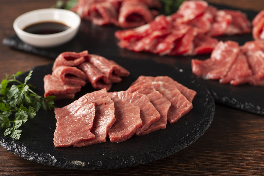 ふじ馬刺し 霜降りイメージ（メン・大トロ・中トロ）