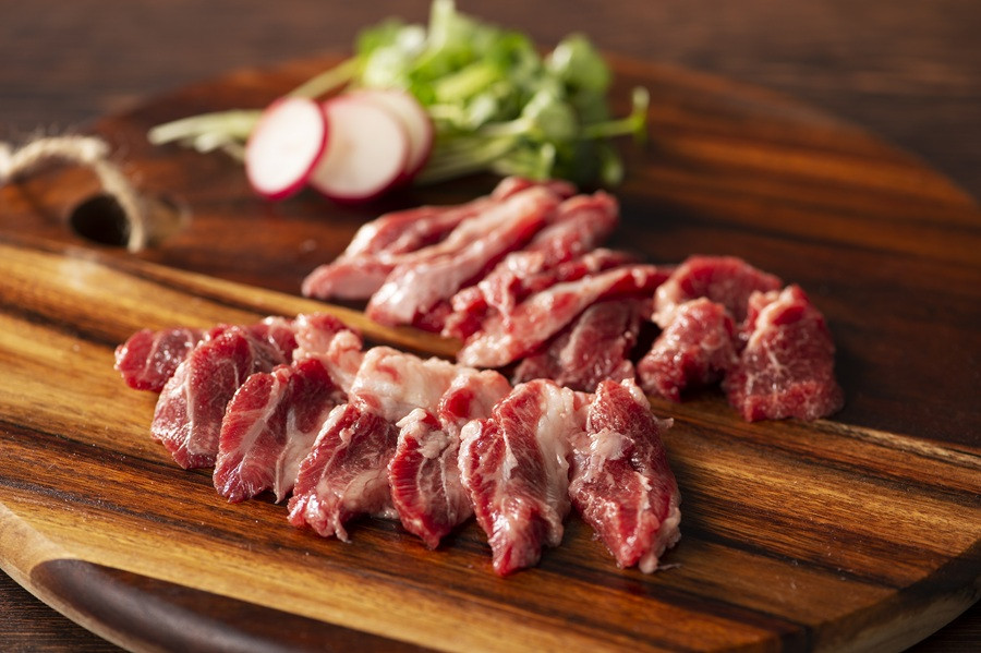 ふじ馬刺し バラヒモ