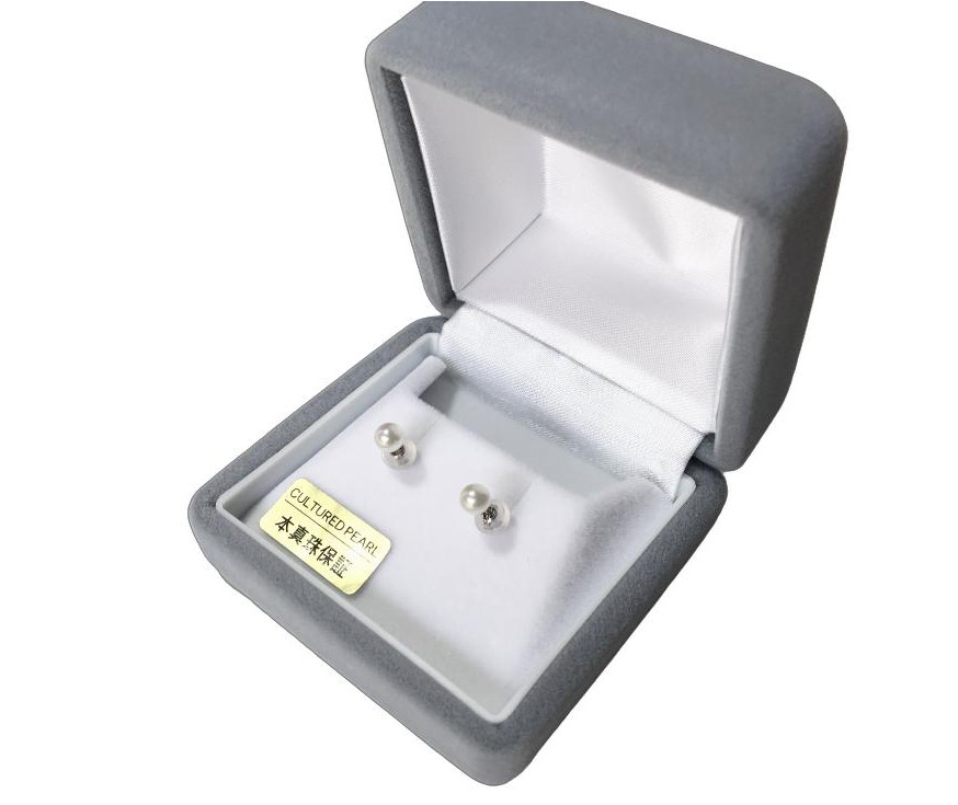 専用ケースと当社保証書付