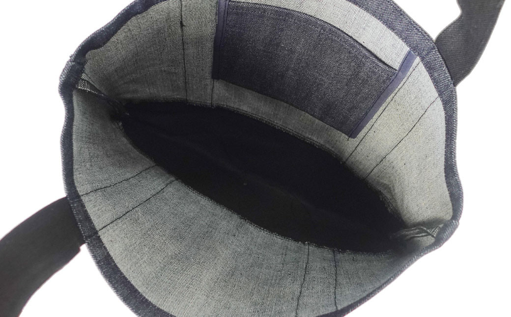  inBlue デニムトートバッグ 【マチなし・インディゴ×ブラックデニム切り替え】