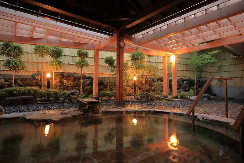 露天風呂　夜の風景