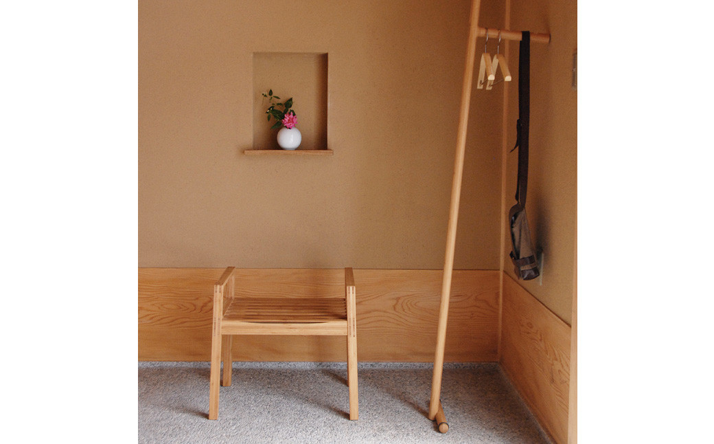 TENSION entrance stool