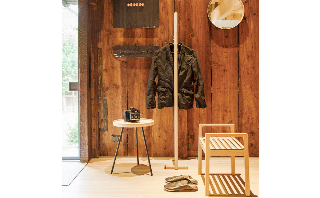 TENSION entrance stool