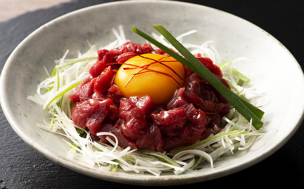 切れてる国産赤身とユッケのセット 馬 馬肉 馬刺 九州 熊本