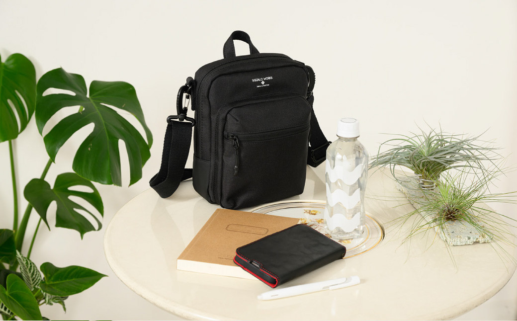 CH ミニショルダーバッグ ブラック SW-CH007-BK