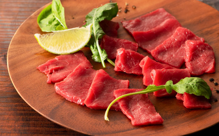 熊本県 菊陽町 赤身 ロース ユッケ ゆっけ たれ ばさし バサシ 肉 馬 