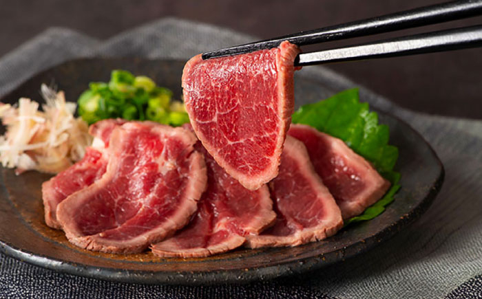 熊本県 菊陽町 赤身 ロース ユッケ ゆっけ たれ ばさし バサシ 肉 馬 