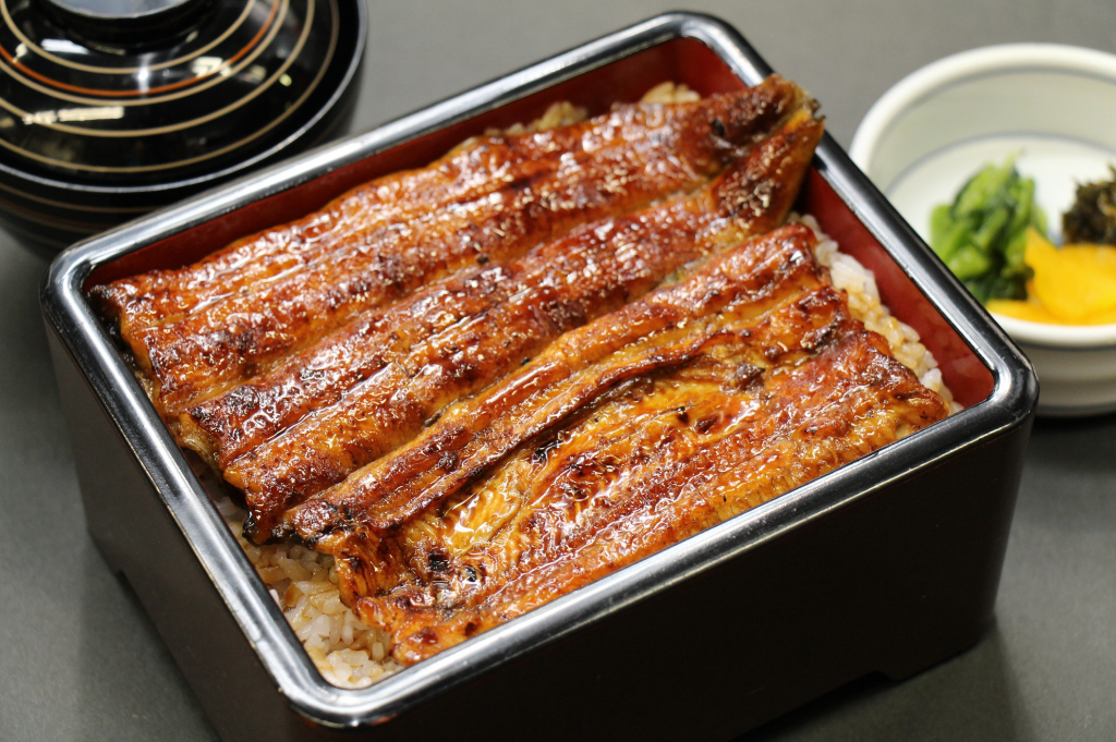 うな繁の味をご家庭でお楽しみください。