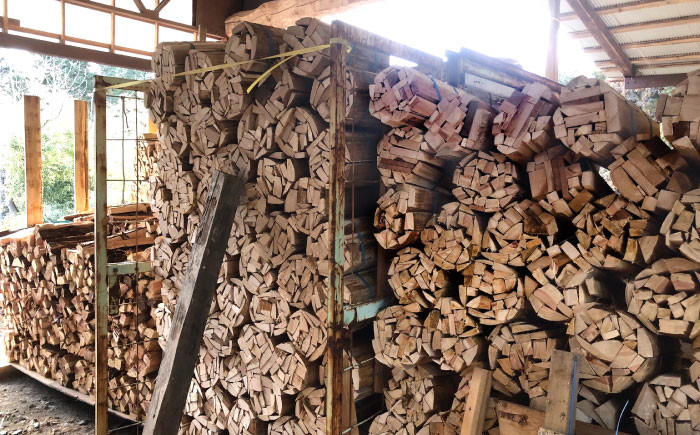 薪 焚き火 ストーブ アウトドア 郷山薪 乾燥 暖炉 キャンプ バーベキュー 贈答 ギフト おすすめ 人気 岐阜県 恵那市