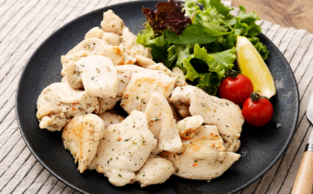 【全6回定期便】国産 鶏肉 トリコロちゃん 計2kg (500g×4パック)