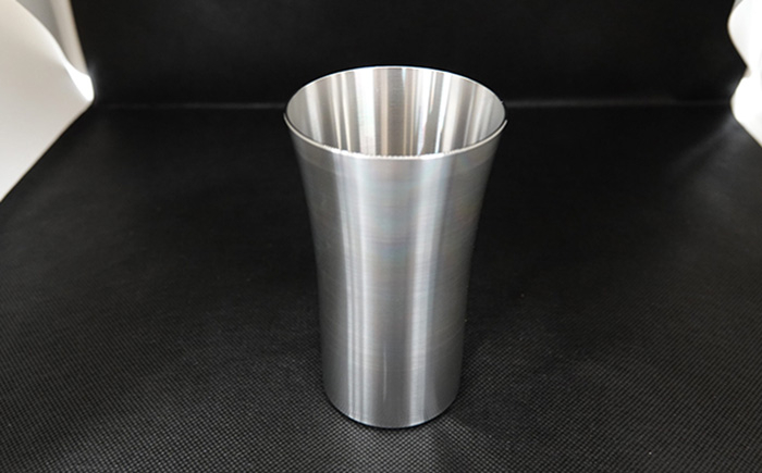 ビアグラス 中 金属 グラス 熱伝導 ビール 文字刻印 職人 削り出し 熊本 菊陽町