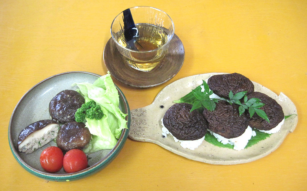 【2ヶ月毎 4回定期便】御在所肉厚生しいたけ 計約2kg 1回あたり約500g（計4回）