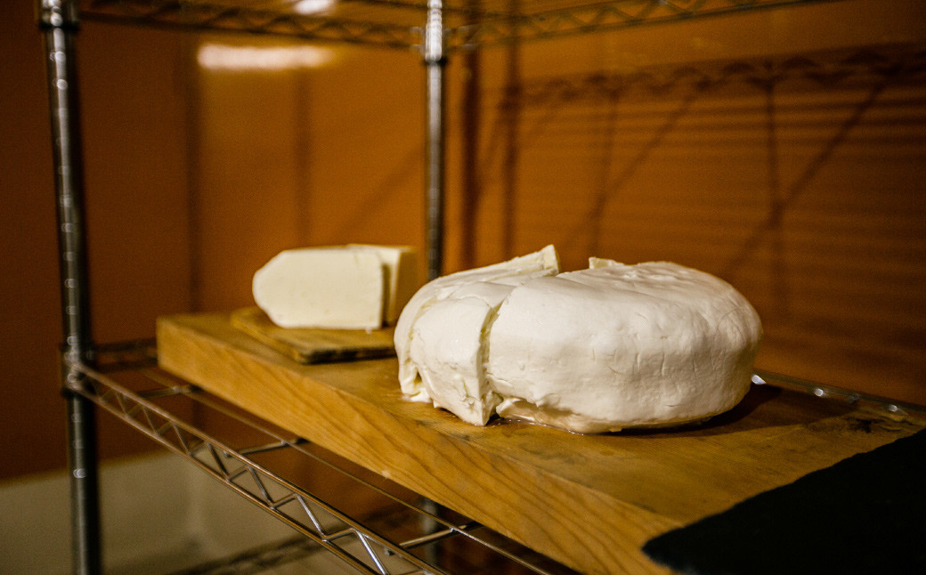 ワンホールチーズ 約1,800g 1個