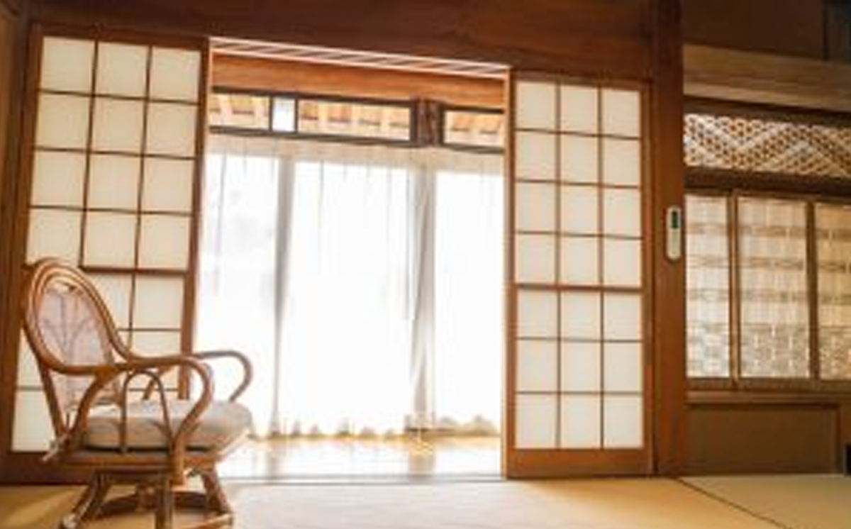 懐かしく温かみがありながらも、新しさも取り入れた部屋