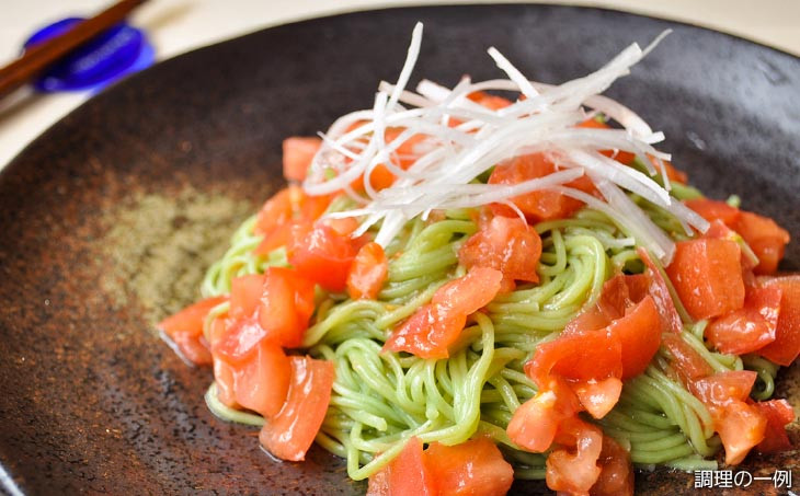 手延べ「鳴門わかめ　芽かぶそうめん」　調理の一例