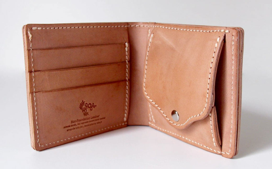 二つ折り財布 (小銭入れつき)