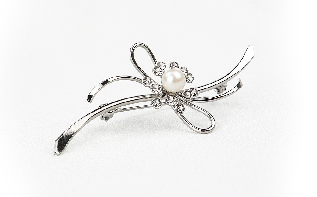 パール ブローチ ウェーブライン 8.0-8.5mm