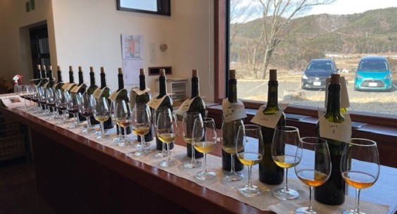 わが国有数の銘醸地、信州しおじりのワインをお楽しみください。