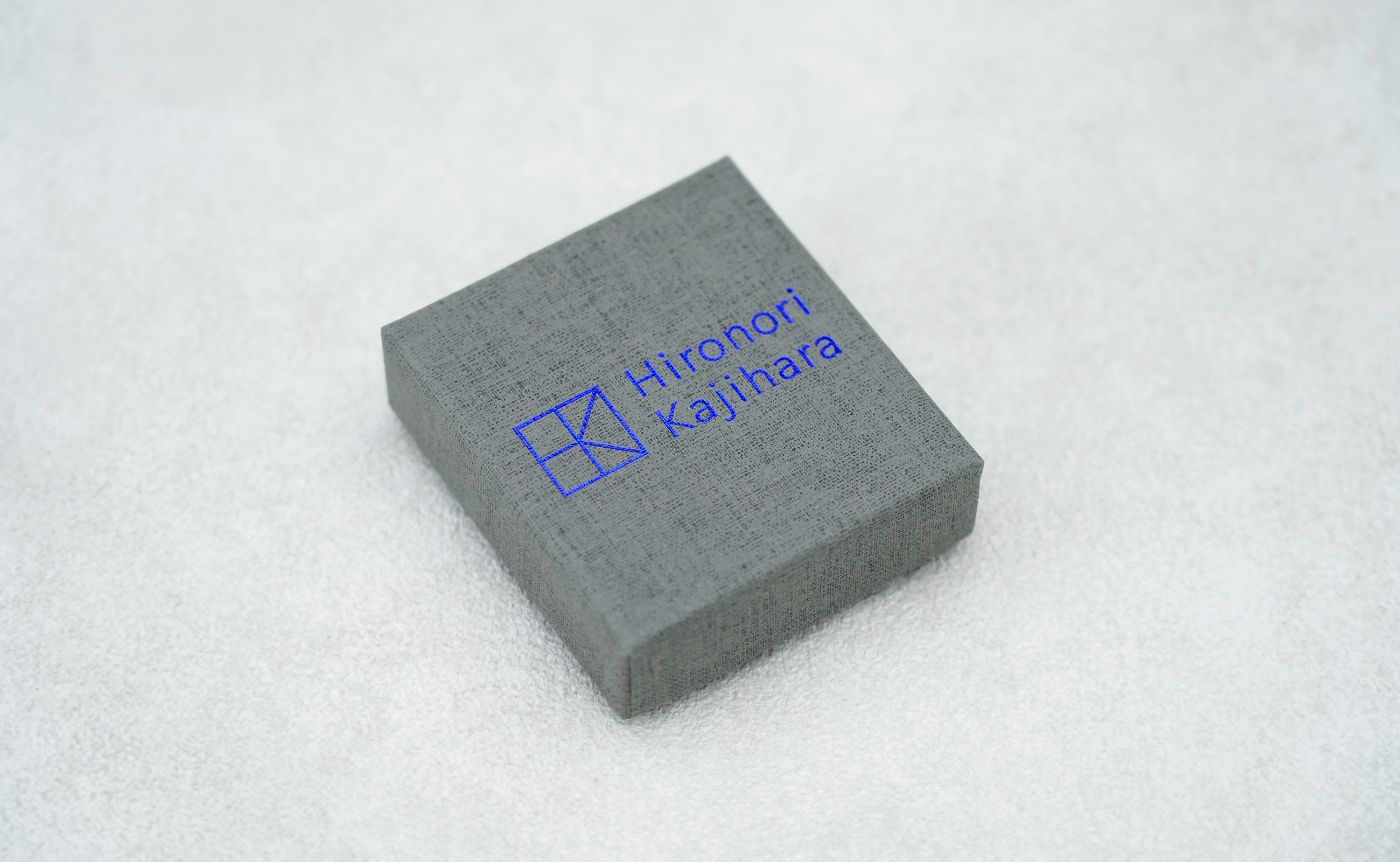 オリジナルの箱でギフトにもピッタリです。